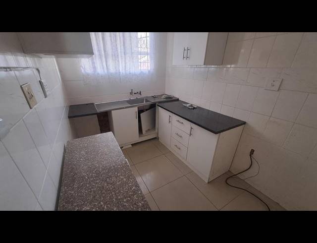 1 BEDROOM PROPERTY TO RENT IN OVERPORT